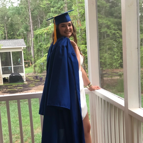 ... - Picture 1 of 1